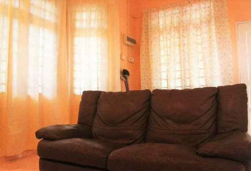 ホテル Oyo 90307 Kb Guest House, Jln Pcb