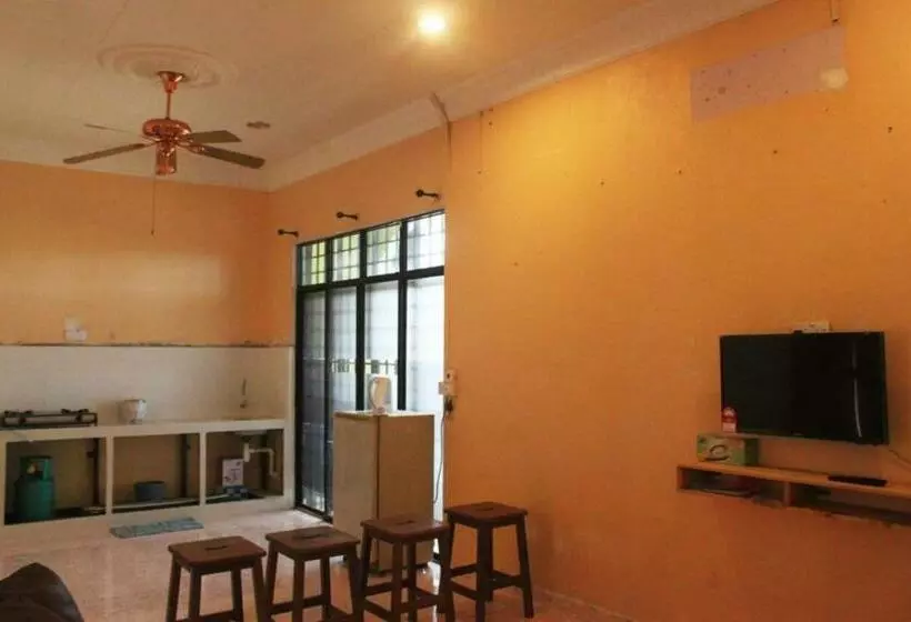 ホテル Oyo 90307 Kb Guest House, Jln Pcb