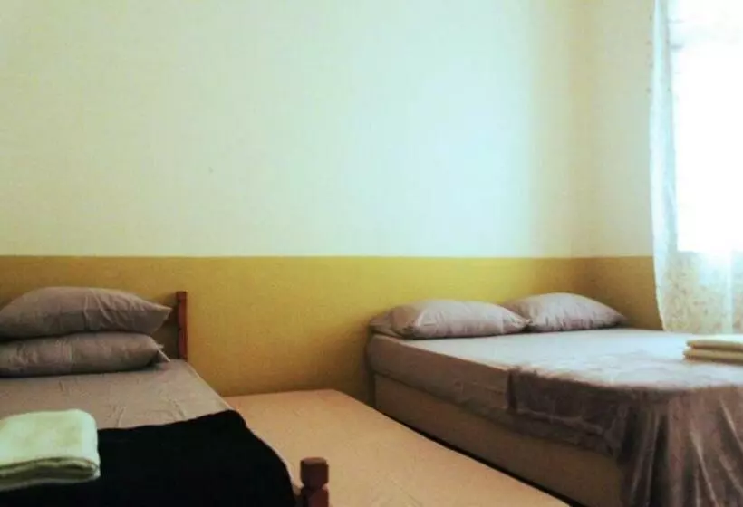 ホテル Oyo 90307 Kb Guest House, Jln Pcb
