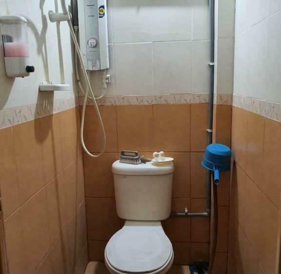 Hotel Oyo 90307 Kb Guest House, Jln Pcb