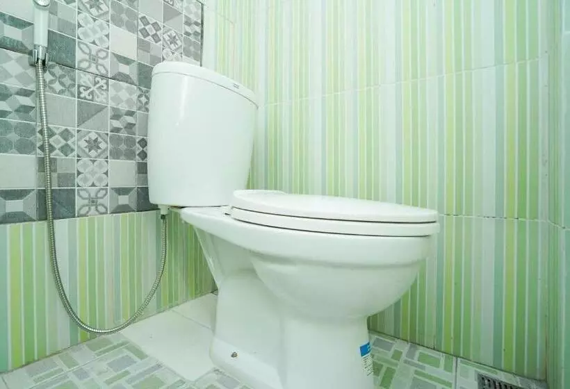 هتل Spot On 2479 Berkah Residence Syariah