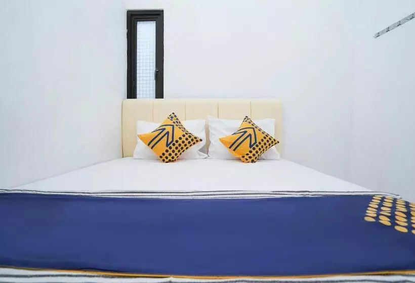 هتل Spot On 2479 Berkah Residence Syariah