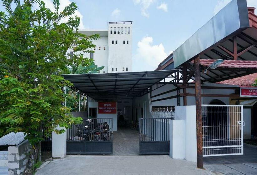 酒店 Spot On 2479 Berkah Residence Syariah