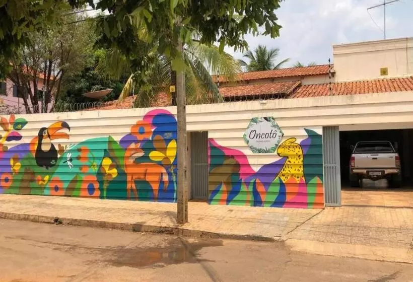Oncotô Palmas Hostel
