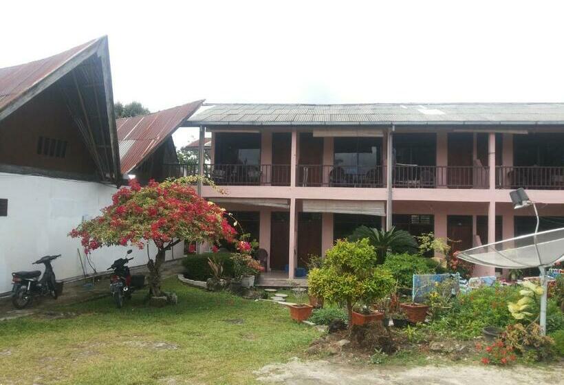 פנסיון Bernard Guest House & Resto Redpartner