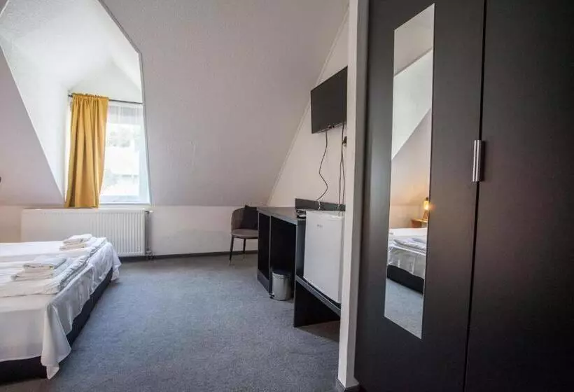 ペンション Laguna Panzio