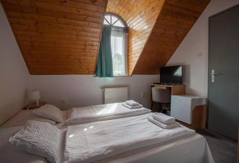 ペンション Laguna Panzio