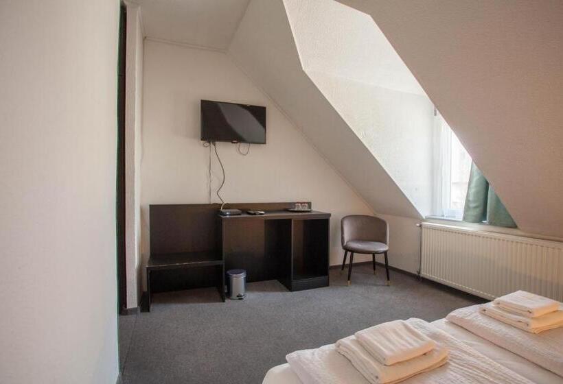 ペンション Laguna Panzio