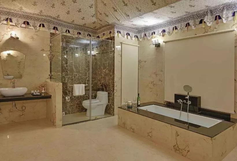 Lomakeskus Clarks Safari Ranthambore