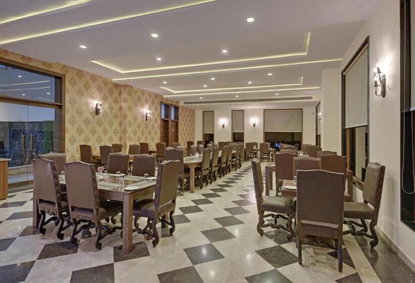 Resort Clarks Safari Ranthambore