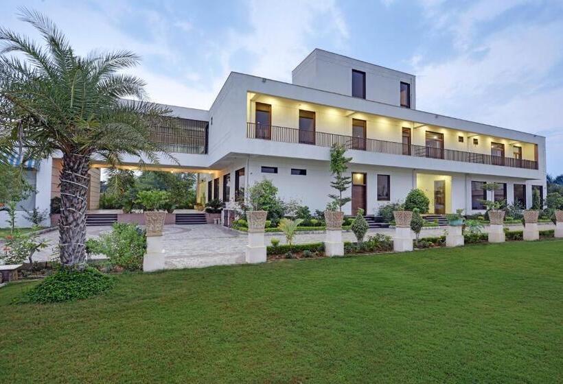 Resort Clarks Safari Ranthambore