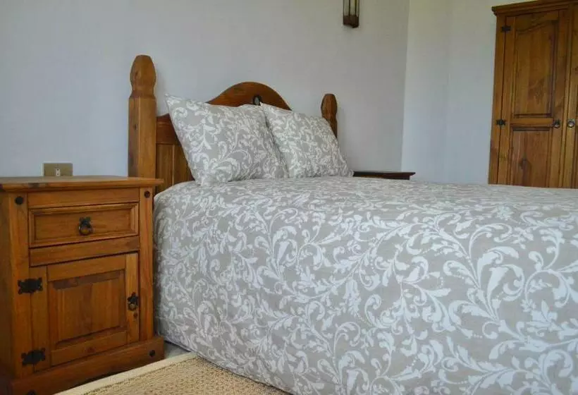 تختخواب و صبحانه Casa Las Pardelas