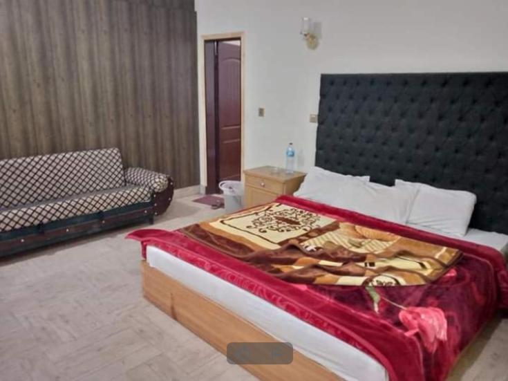 Hill Top Hotel, Shogran