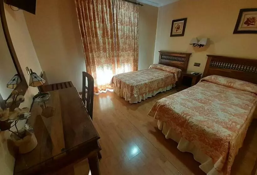 Hotelli El Pentágono