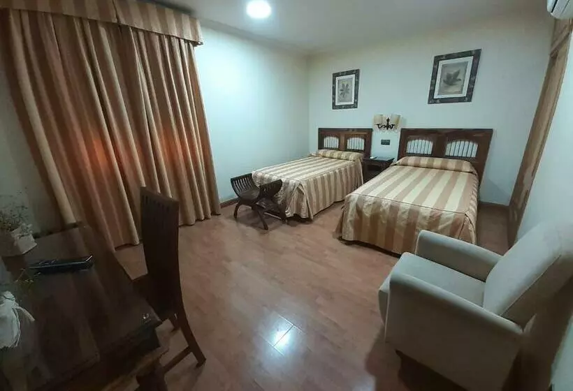 Hotelli El Pentágono