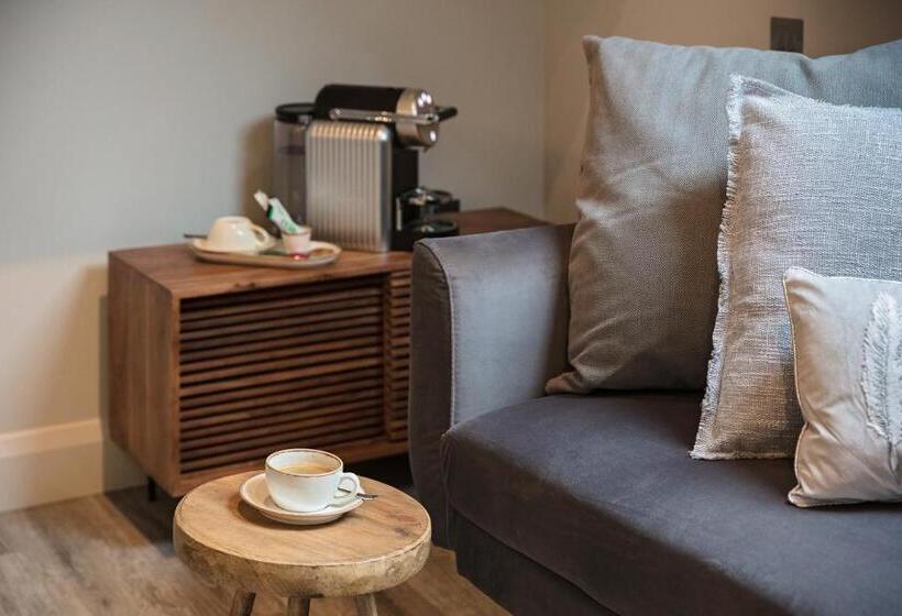 Общежитие The Ostrich Inn