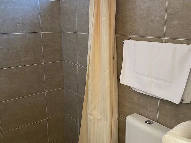 모텔 Gateway Motor Inn