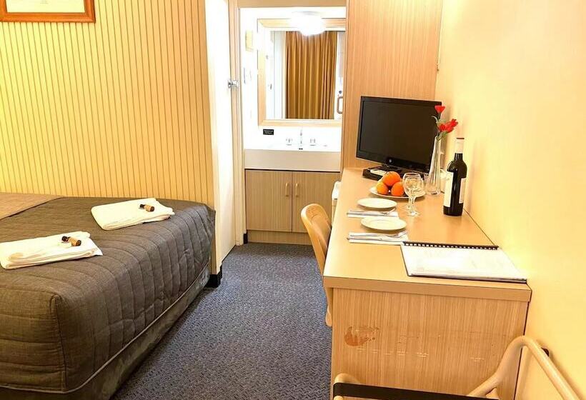 모텔 Gateway Motor Inn