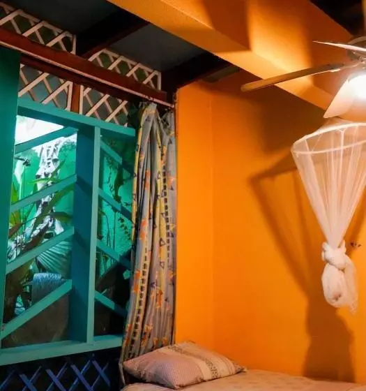 Hotelli Cabinas Guarana