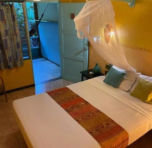 Hotelli Cabinas Guarana