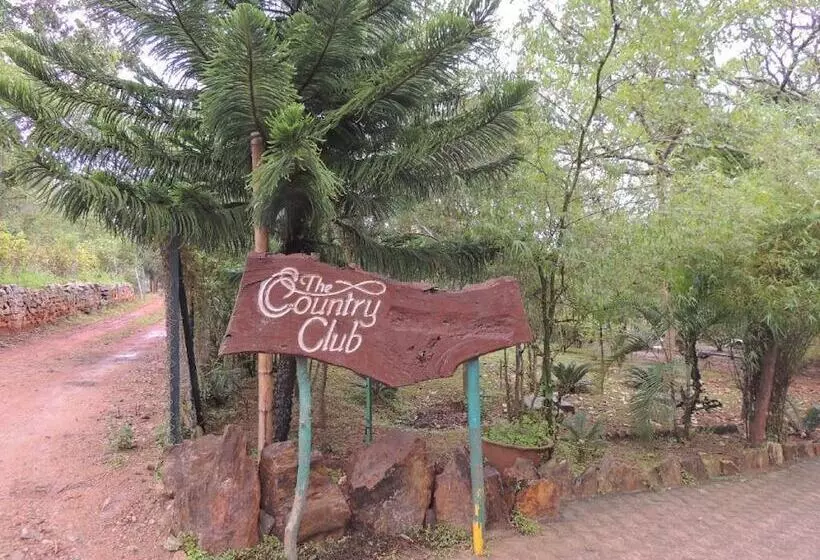 Country Club Wildlife Resort