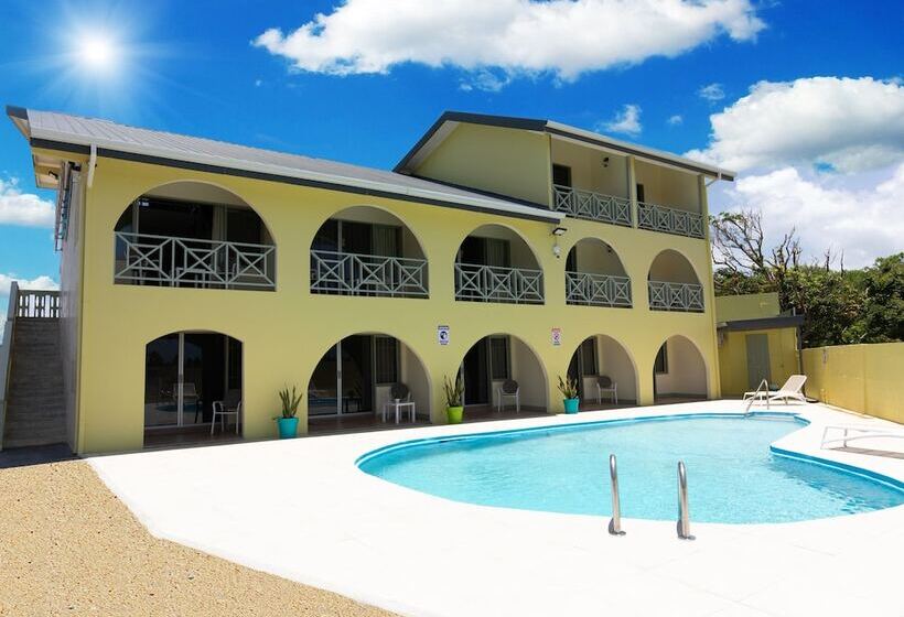 مسافرخانه Ocean Winds Suite