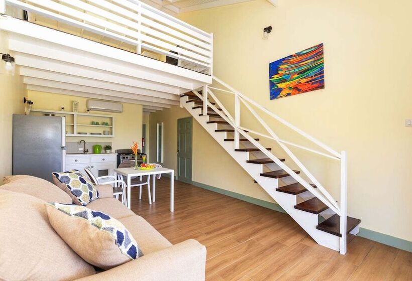 مسافرخانه Ocean Winds Suite