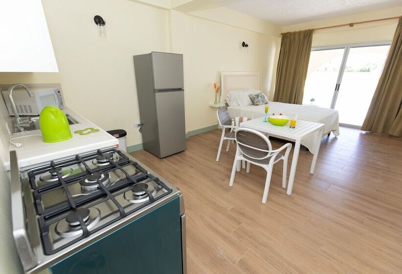 مسافرخانه Ocean Winds Suite