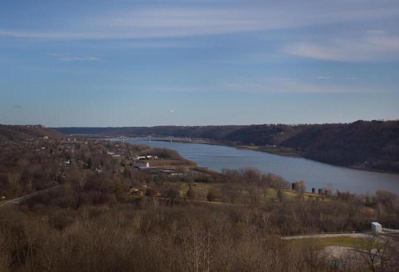 בית מלון כפרי Clifty Inn