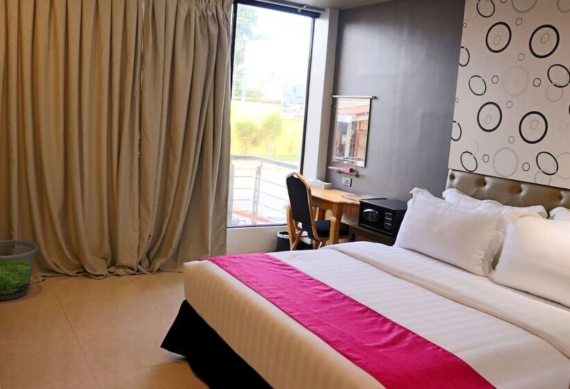 فندق Maria Eloisa Royal House