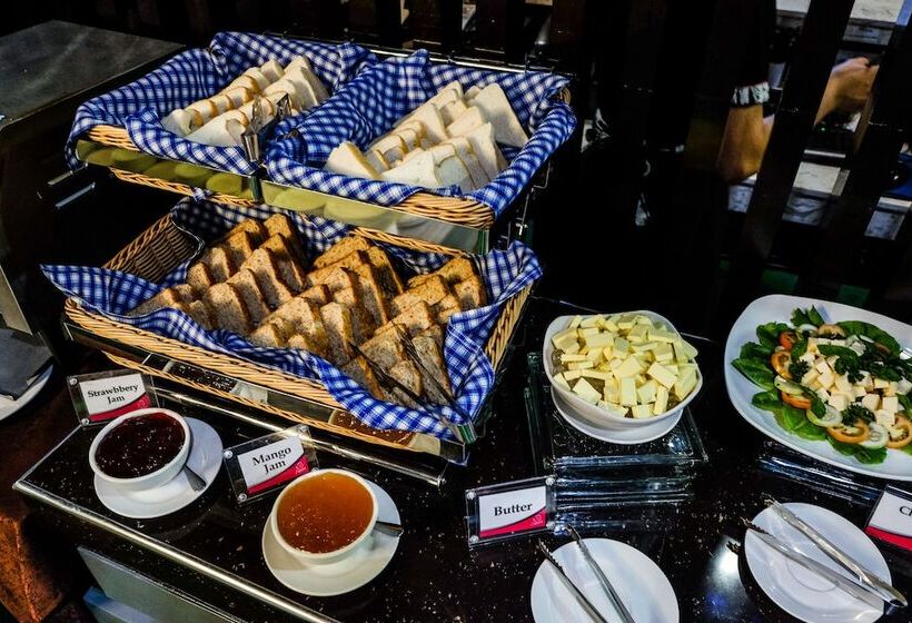 فندق Maria Eloisa Royal House