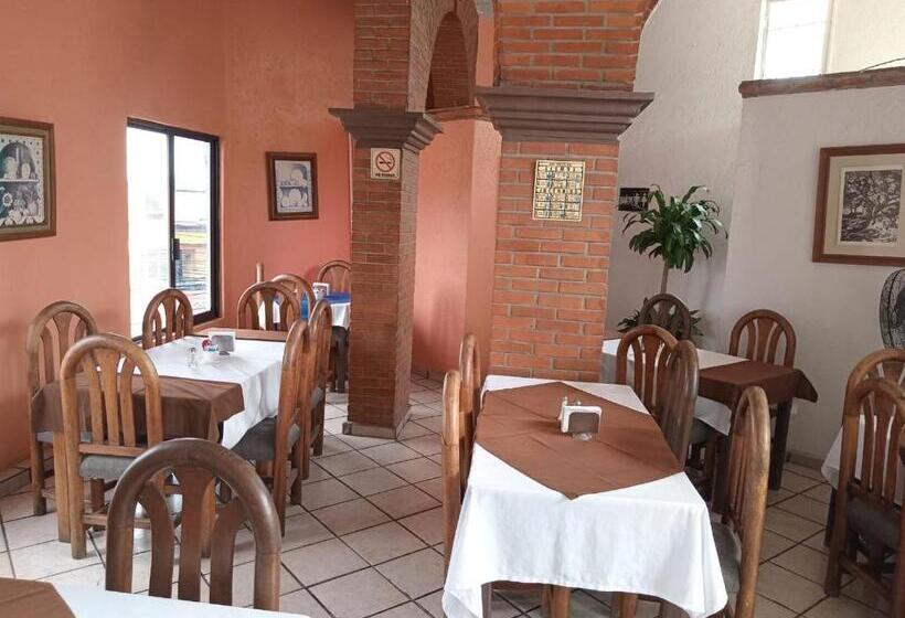 호텔 Parador Del Rey