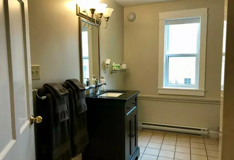 ホテル Tattingstone Inn