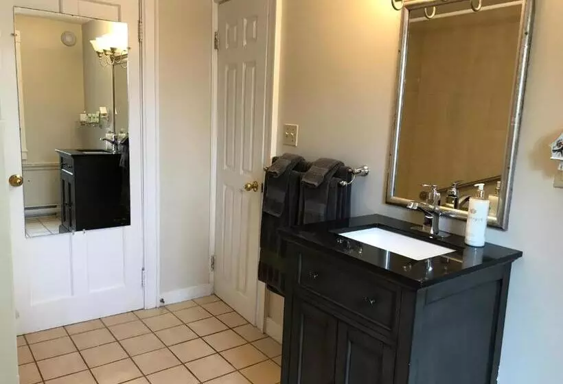 ホテル Tattingstone Inn