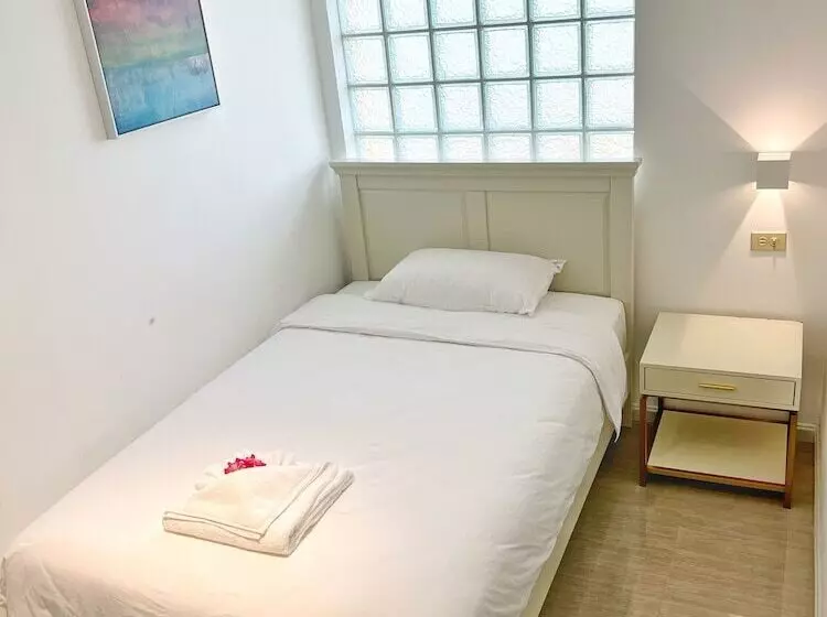 ホテル Tinian Diamond