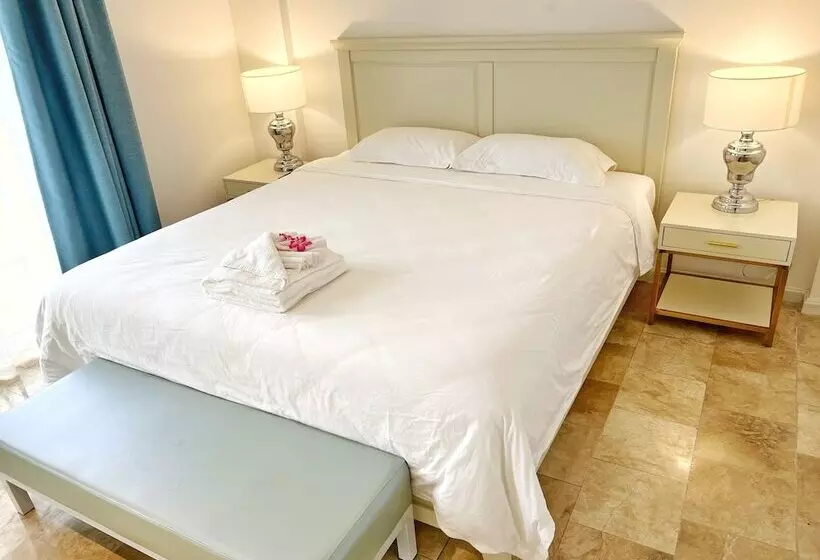 ホテル Tinian Diamond