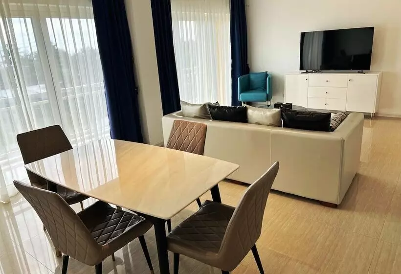 ホテル Tinian Diamond