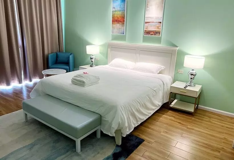 ホテル Tinian Diamond