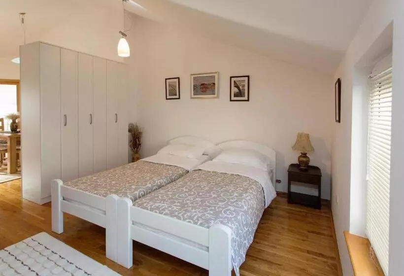 پانسیون Guesthouse Rota