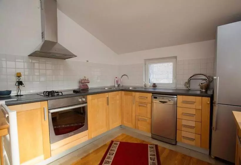 پانسیون Guesthouse Rota