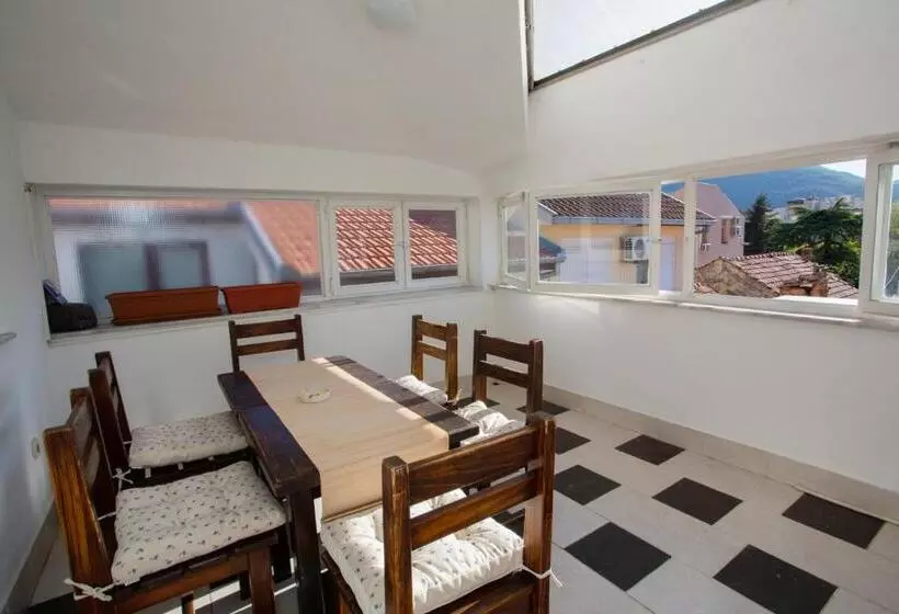 پانسیون Guesthouse Rota