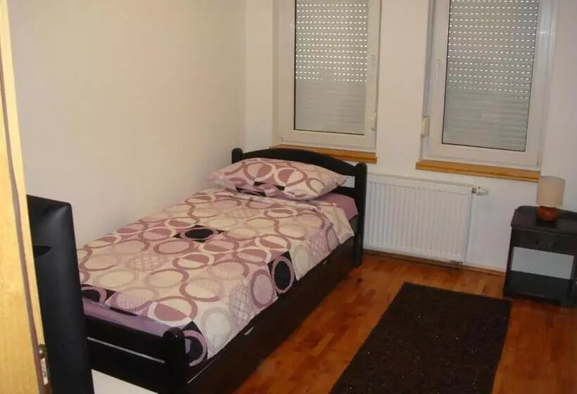 پانسیون Guesthouse Rota