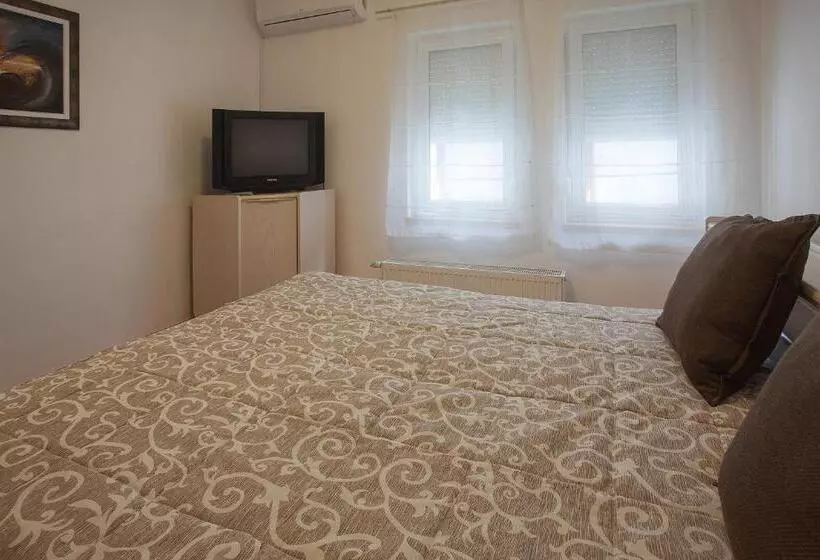 پانسیون Guesthouse Rota