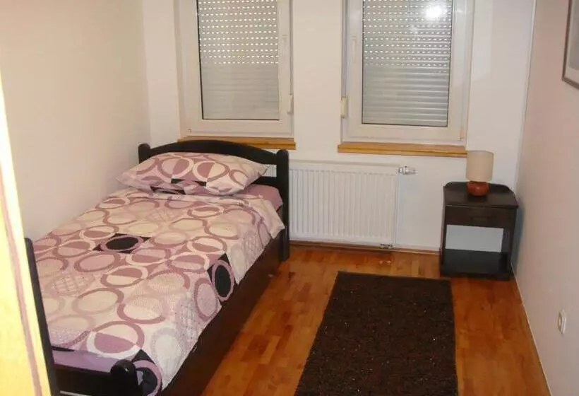 پانسیون Guesthouse Rota