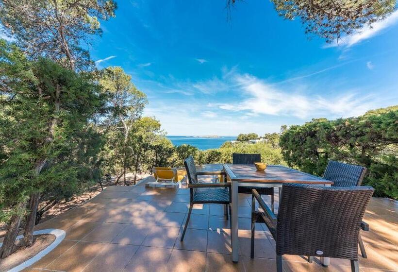 ペンション Hostal Cala Moli