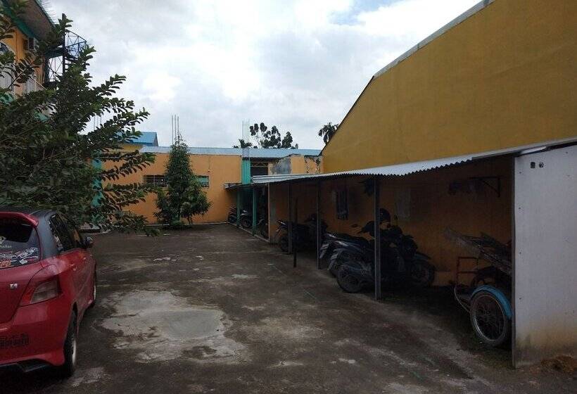 ペンション Kost 748 At