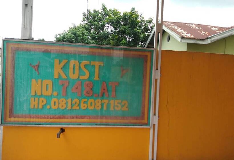 ペンション Kost 748 At