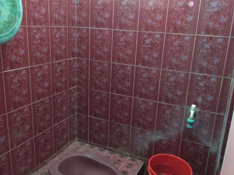 ペンション Kost 748 At