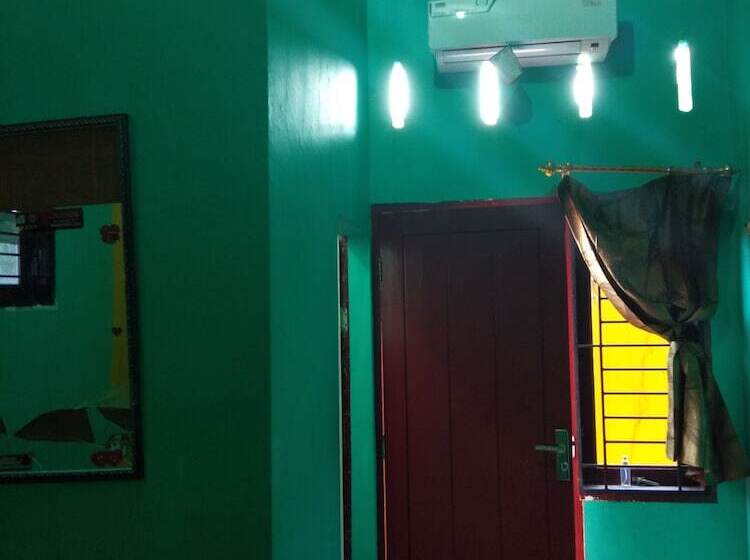 ペンション Kost 748 At