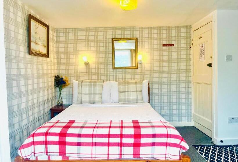 Rowantreebank Bed And Breakfast